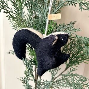 ROOST Felted Wool Ornament - Skunk